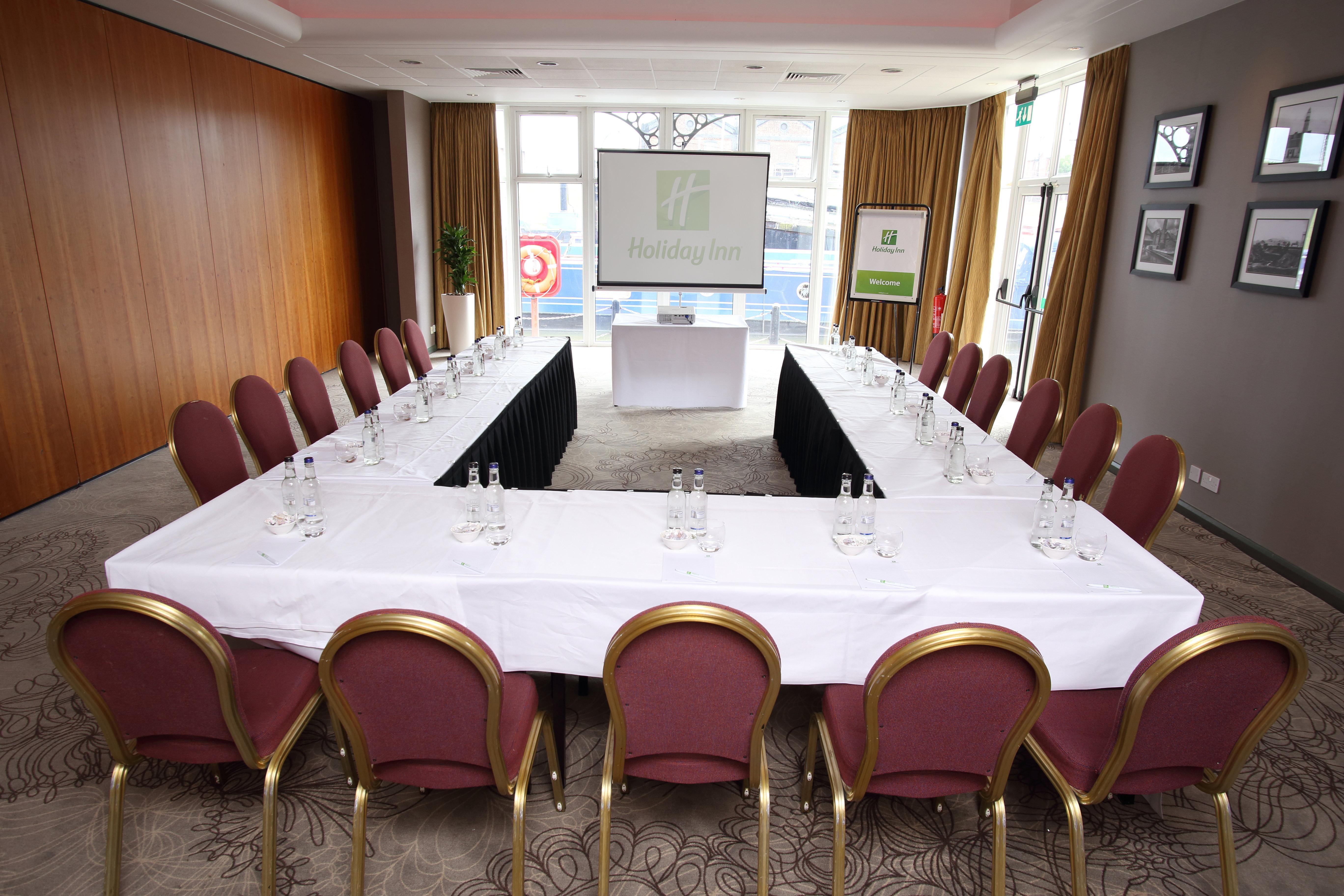 Holiday Inn Ellesmere Port/Cheshire Oaks By Ihg Экстерьер фото